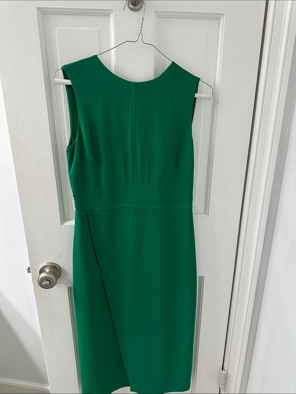 Sleeveless Emerald Sheath Dress